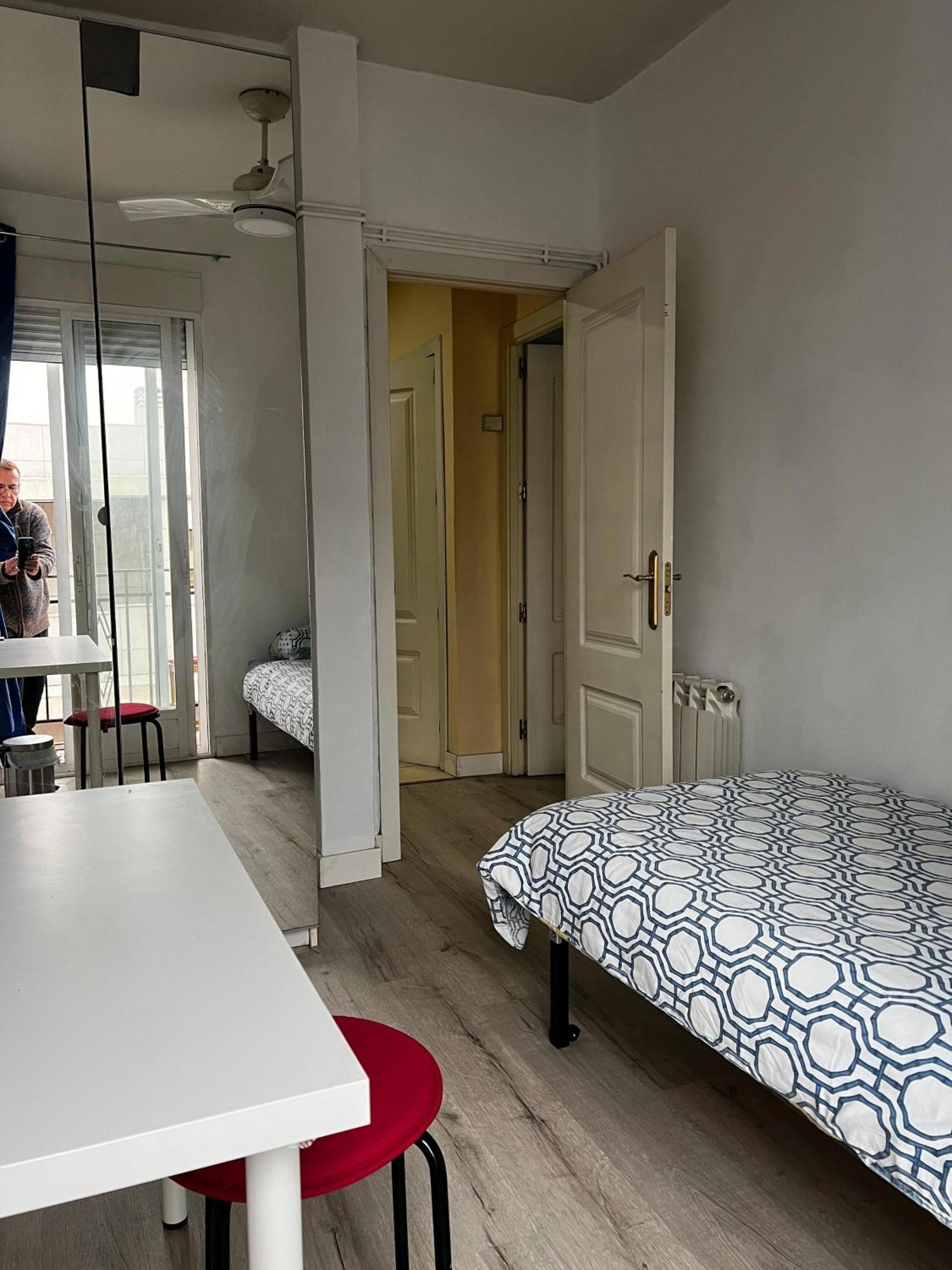 Habitaciones Luminosas Y Acogedoras Madrid Ngoại thất bức ảnh